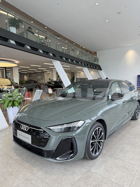Big with watermark audi a5 toskent tashkent 4769