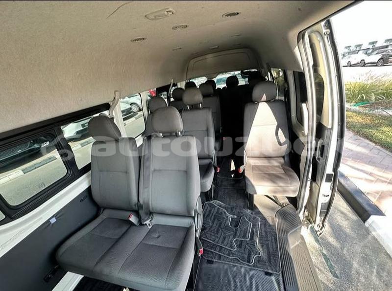 Big with watermark toyota hiace toskent tashkent 4784