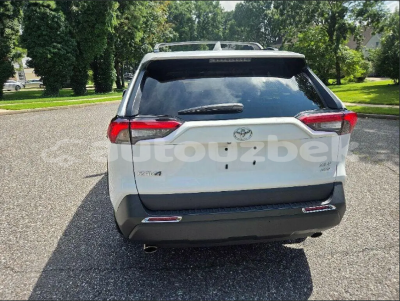 Big with watermark toyota rav4 toskent angren 4828