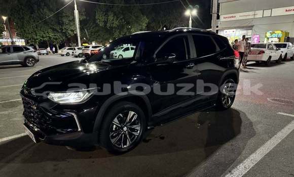 Buy Used Chevrolet Tracker Black Car in Toskent in Toskent