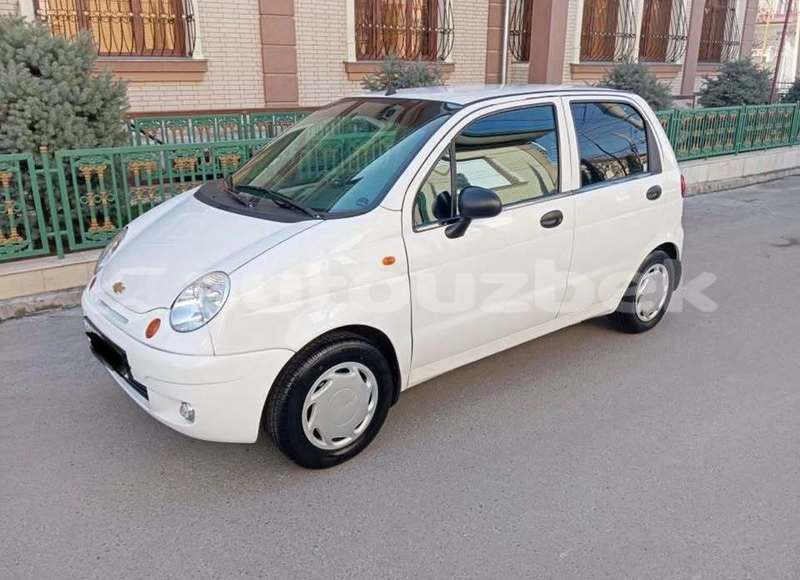 Big with watermark toyota vitz toskent toskent 4836