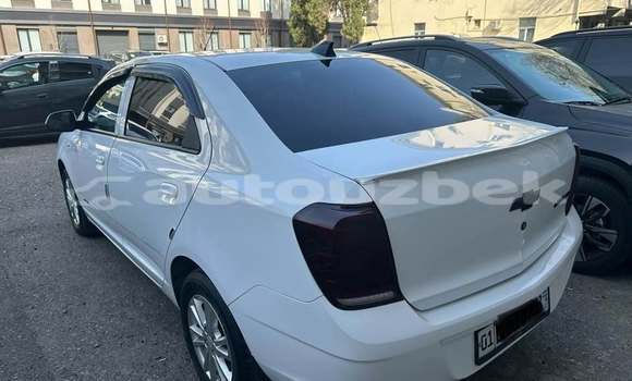 Buy Used Chevlolet Spin White Car in Toskent in Toskent Buy Used Chevlolet Spin White Car in Toskent in Toskent