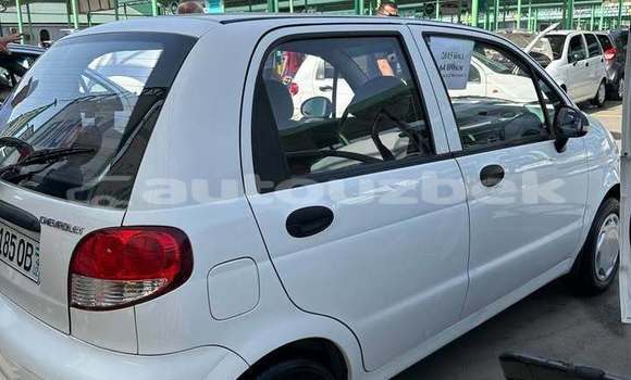 Buy Used Toyota Matrix White Car in Toskent in Toskent Buy Used Toyota Matrix White Car in Toskent in Toskent