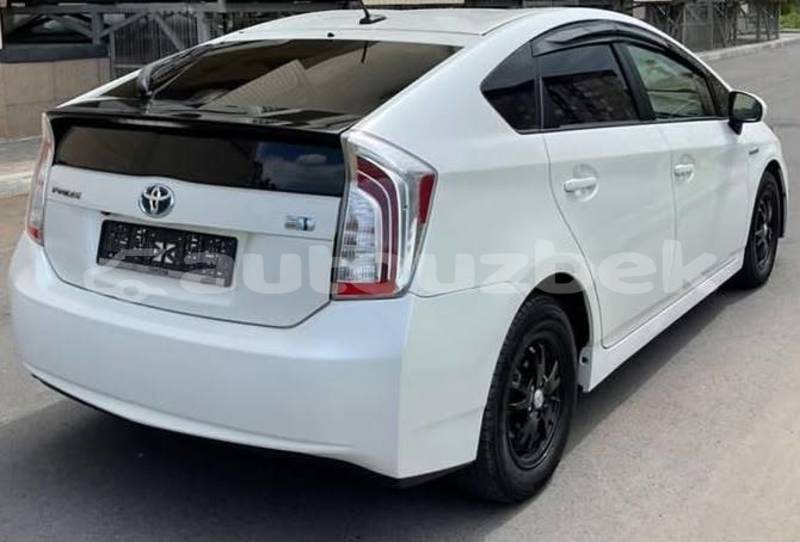Big with watermark toyota prius kaskadar beskent 4861