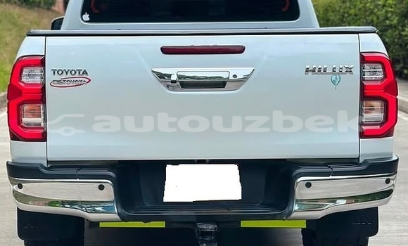 Buy Used Toyota Hilux White Car in Beskent in Kaskadar Buy Used Toyota Hilux White Car in Beskent in Kaskadar