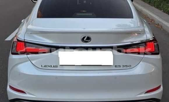 Buy Used Lexus ES White Car in Beskent in Kaskadar Buy Used Lexus ES White Car in Beskent in Kaskadar
