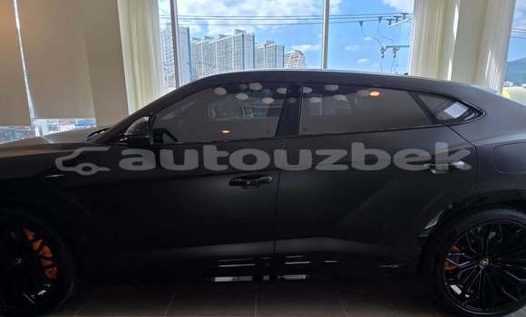 Buy Used Lamborghini Urus Black Car in Almazar in Toskent Buy Used Lamborghini Urus Black Car in Almazar in Toskent