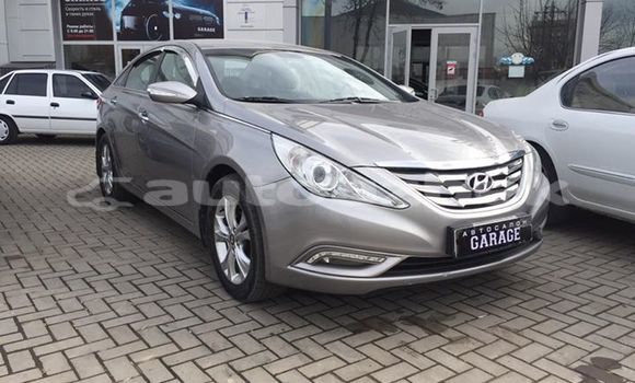 Buy Used Hyundai Sonata Silver Car in Tashkent in Toskent Buy Used Hyundai Sonata Silver Car in Tashkent in Toskent