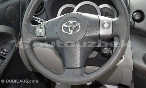 Buy Import Toyota 4Runner White Car in Import - Dubai in Andijon Buy Import Toyota 4Runner White Car in Import - Dubai in Andijon