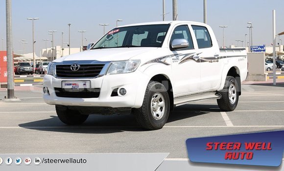 Buy Import Toyota Hilux White Car in Import - Dubai in Andijon Buy Import Toyota Hilux White Car in Import - Dubai in Andijon