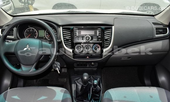 Buy Import Mitsubishi L200 Other Car in Import - Dubai in Andijon Buy Import Mitsubishi L200 Other Car in Import - Dubai in Andijon
