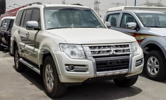 Buy Import Mitsubishi Pajero White Car in Import - Dubai in Andijon Buy Import Mitsubishi Pajero White Car in Import - Dubai in Andijon