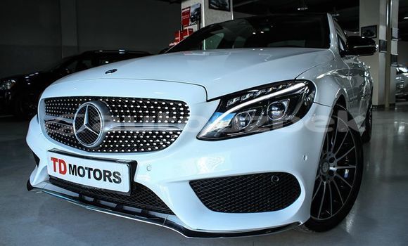 Buy Used Mercedes-Benz C-klasse White Car in Tashkent in Toskent Buy Used Mercedes-Benz C-klasse White Car in Tashkent in Toskent