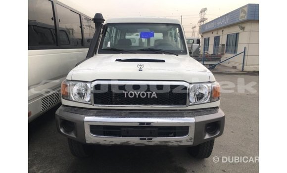 Buy Import Toyota Land Cruiser White Car in Import - Dubai in Andijon Buy Import Toyota Land Cruiser White Car in Import - Dubai in Andijon