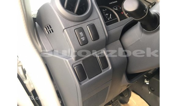 Buy Import Toyota Land Cruiser White Car in Import - Dubai in Andijon Buy Import Toyota Land Cruiser White Car in Import - Dubai in Andijon