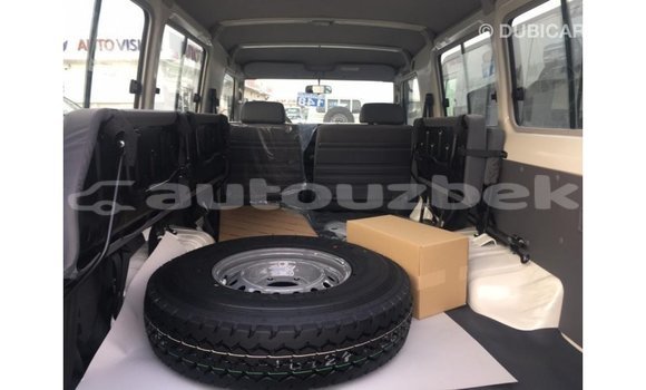 Buy Import Toyota Land Cruiser White Car in Import - Dubai in Andijon Buy Import Toyota Land Cruiser White Car in Import - Dubai in Andijon