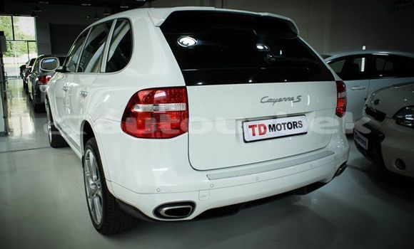 Buy Used Porsche Cayenne White Car in Tashkent in Toskent Buy Used Porsche Cayenne White Car in Tashkent in Toskent
