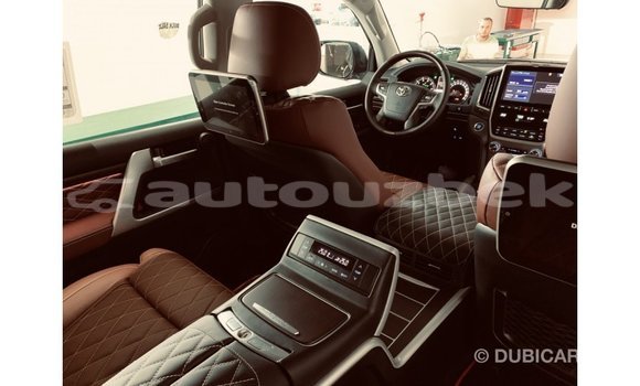 Buy Import Toyota Land Cruiser Black Car in Import - Dubai in Andijon Buy Import Toyota Land Cruiser Black Car in Import - Dubai in Andijon