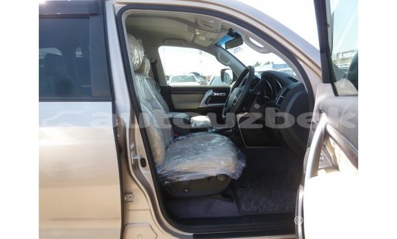 Buy Import Toyota Land Cruiser Other Car in Import - Dubai in Andijon Buy Import Toyota Land Cruiser Other Car in Import - Dubai in Andijon