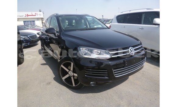 Buy Import Volkswagen Touareg Black Car in Import - Dubai in Andijon