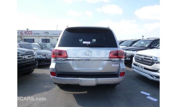 Buy Import Toyota Land Cruiser Other Car in Import - Dubai in Andijon Buy Import Toyota Land Cruiser Other Car in Import - Dubai in Andijon