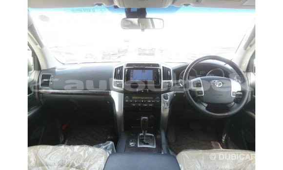 Buy Import Toyota Land Cruiser Other Car in Import - Dubai in Andijon Buy Import Toyota Land Cruiser Other Car in Import - Dubai in Andijon