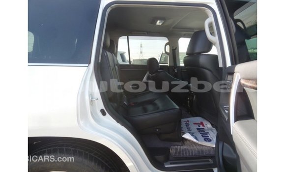 Buy Import Toyota Land Cruiser White Car in Import - Dubai in Andijon Buy Import Toyota Land Cruiser White Car in Import - Dubai in Andijon