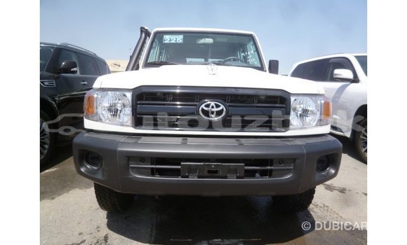 Buy Import Toyota Land Cruiser White Car in Import - Dubai in Andijon Buy Import Toyota Land Cruiser White Car in Import - Dubai in Andijon