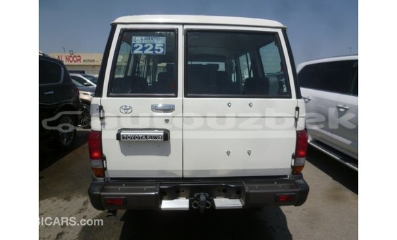 Buy Import Toyota Land Cruiser White Car in Import - Dubai in Andijon Buy Import Toyota Land Cruiser White Car in Import - Dubai in Andijon