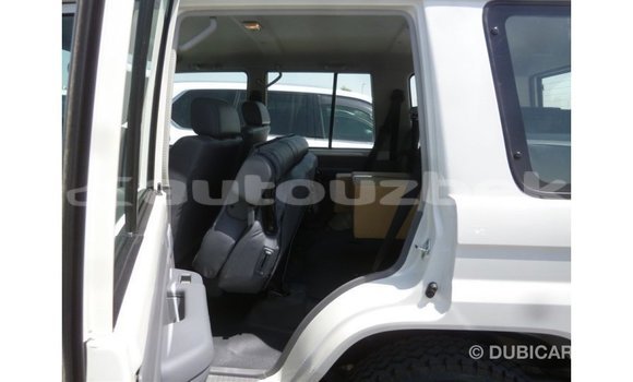 Buy Import Toyota Land Cruiser White Car in Import - Dubai in Andijon Buy Import Toyota Land Cruiser White Car in Import - Dubai in Andijon