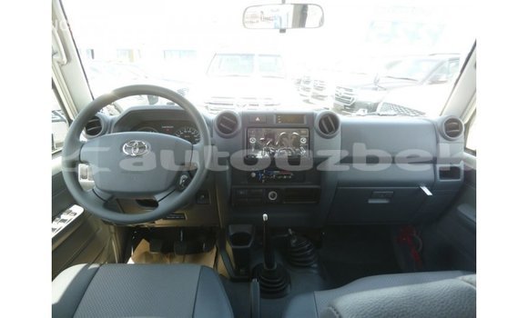 Buy Import Toyota Land Cruiser White Car in Import - Dubai in Andijon Buy Import Toyota Land Cruiser White Car in Import - Dubai in Andijon