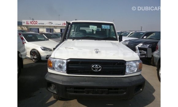 Buy Import Toyota Land Cruiser White Car in Import - Dubai in Andijon Buy Import Toyota Land Cruiser White Car in Import - Dubai in Andijon