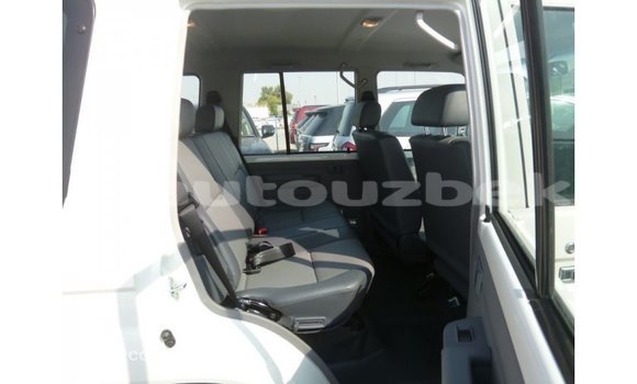 Buy Import Toyota Land Cruiser White Car in Import - Dubai in Andijon Buy Import Toyota Land Cruiser White Car in Import - Dubai in Andijon
