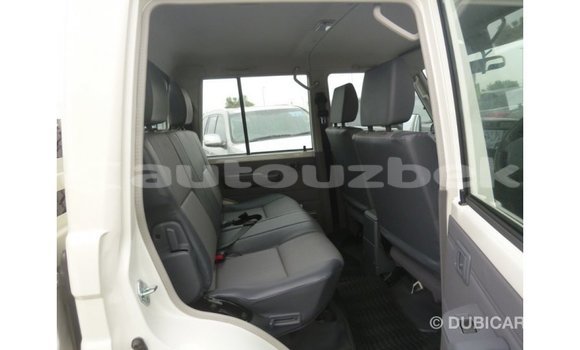 Buy Import Toyota Land Cruiser White Car in Import - Dubai in Andijon Buy Import Toyota Land Cruiser White Car in Import - Dubai in Andijon