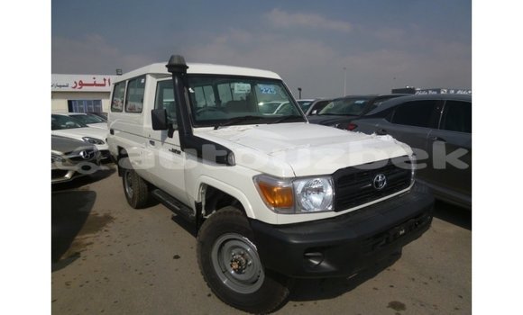 Buy Import Toyota Land Cruiser White Car in Import - Dubai in Andijon Buy Import Toyota Land Cruiser White Car in Import - Dubai in Andijon