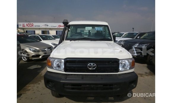 Buy Import Toyota Land Cruiser White Car in Import - Dubai in Andijon Buy Import Toyota Land Cruiser White Car in Import - Dubai in Andijon