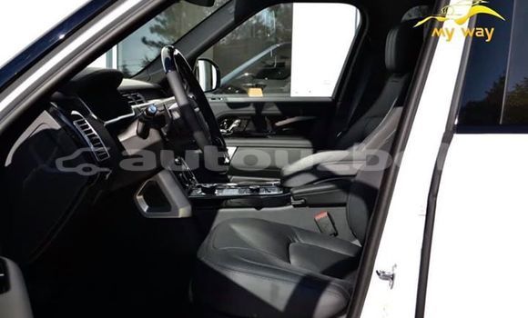 Buy Used Land Rover Range Rover Vogue White Car in Tashkent in Toskent Buy Used Land Rover Range Rover Vogue White Car in Tashkent in Toskent