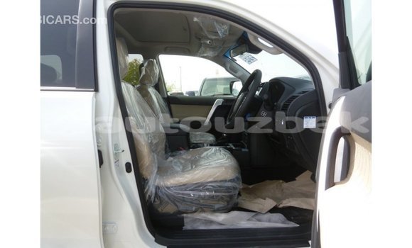 Buy Import Toyota Prado White Car in Import - Dubai in Andijon Buy Import Toyota Prado White Car in Import - Dubai in Andijon