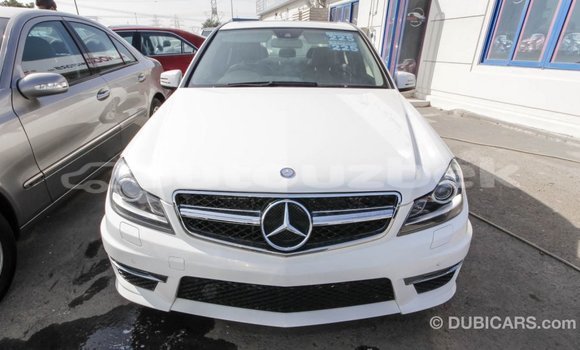 Buy Import Mercedes-Benz 200 White Car in Import - Dubai in Andijon Buy Import Mercedes-Benz 200 White Car in Import - Dubai in Andijon