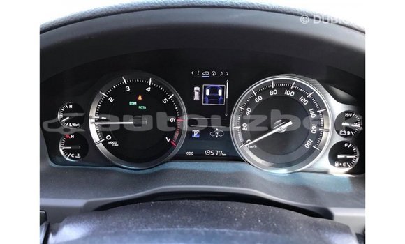 Buy Import Toyota Land Cruiser White Car in Import - Dubai in Andijon Buy Import Toyota Land Cruiser White Car in Import - Dubai in Andijon