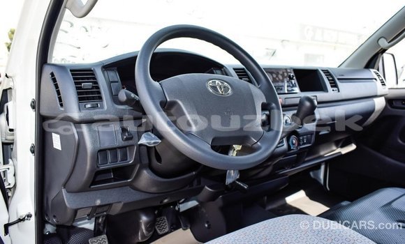 Buy Import Toyota Hiace White Car in Import - Dubai in Andijon Buy Import Toyota Hiace White Car in Import - Dubai in Andijon