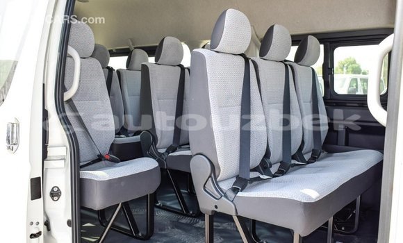 Buy Import Toyota Hiace White Car in Import - Dubai in Andijon Buy Import Toyota Hiace White Car in Import - Dubai in Andijon