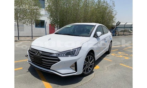 Buy Import Hyundai Elantra White Car in Import - Dubai in Andijon Buy Import Hyundai Elantra White Car in Import - Dubai in Andijon