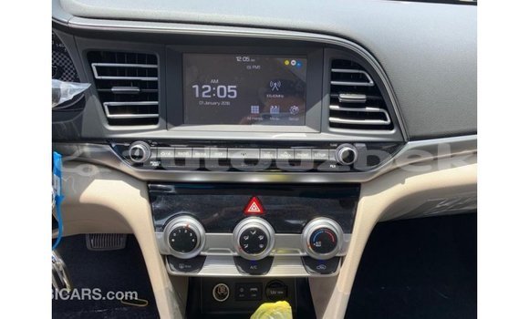 Buy Import Hyundai Elantra White Car in Import - Dubai in Andijon Buy Import Hyundai Elantra White Car in Import - Dubai in Andijon