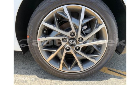 Buy Import Hyundai Elantra White Car in Import - Dubai in Andijon Buy Import Hyundai Elantra White Car in Import - Dubai in Andijon