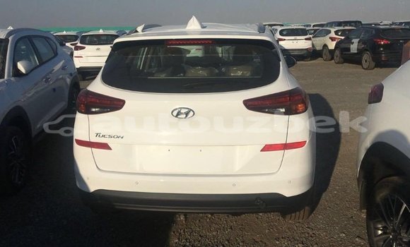 Buy Import Hyundai Tucson White Car in Import - Dubai in Andijon Buy Import Hyundai Tucson White Car in Import - Dubai in Andijon