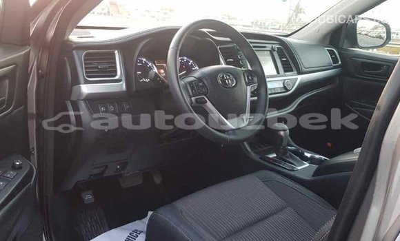 Buy Import Toyota Highlander Other Car in Import - Dubai in Andijon Buy Import Toyota Highlander Other Car in Import - Dubai in Andijon