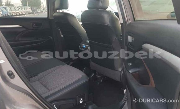 Buy Import Toyota Highlander Other Car in Import - Dubai in Andijon Buy Import Toyota Highlander Other Car in Import - Dubai in Andijon