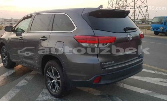 Buy Import Toyota Highlander Other Car in Import - Dubai in Andijon Buy Import Toyota Highlander Other Car in Import - Dubai in Andijon