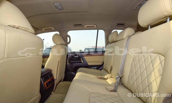 Buy Import Toyota Land Cruiser White Car in Import - Dubai in Andijon Buy Import Toyota Land Cruiser White Car in Import - Dubai in Andijon